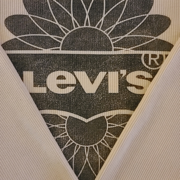Levi's Strauss & Co. Floral Long Sleeve Shirt | Cream/Black | Medium - Picture 3 of 12